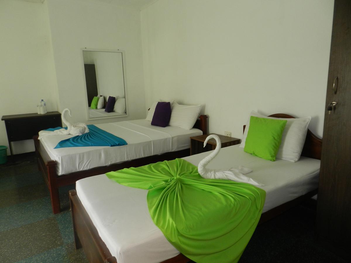 נוארה אליה Eeescart Resort Nuwaraeliya מראה חיצוני תמונה