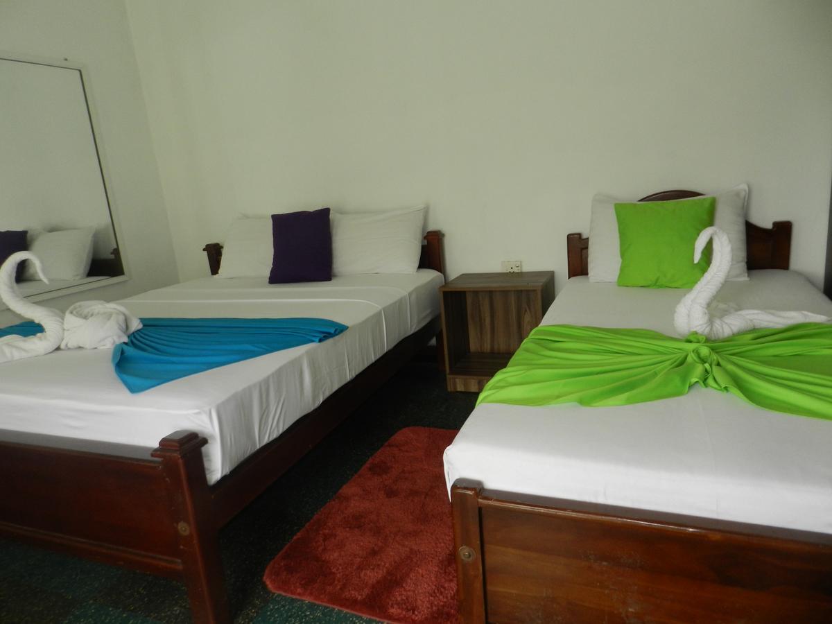 נוארה אליה Eeescart Resort Nuwaraeliya מראה חיצוני תמונה